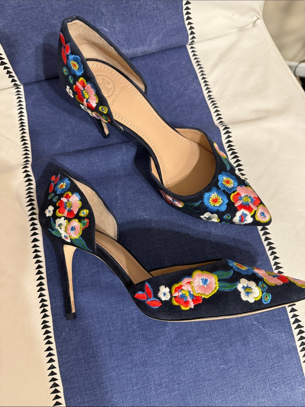 Tory Burch Navy Pointed-Toe D'Orsay Heels with Multicolor Floral Embroidery - Picture 2 of 7